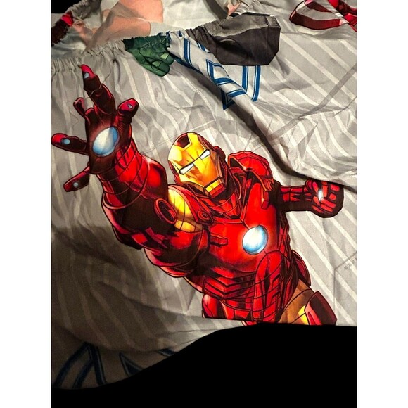 Marvel Avengers Twin Sheet Set  Microfiber Fitted & Top Sheet Only - Picture 4 of 10
